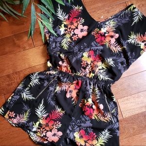 Romper Small, tropical print